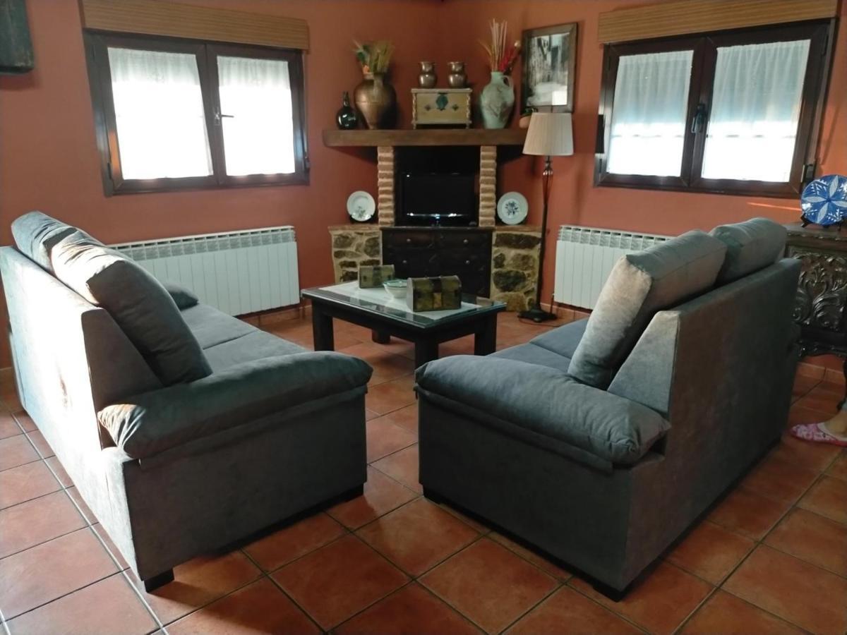 Casa Rural Laura Miranda del Castanar Bagian luar foto